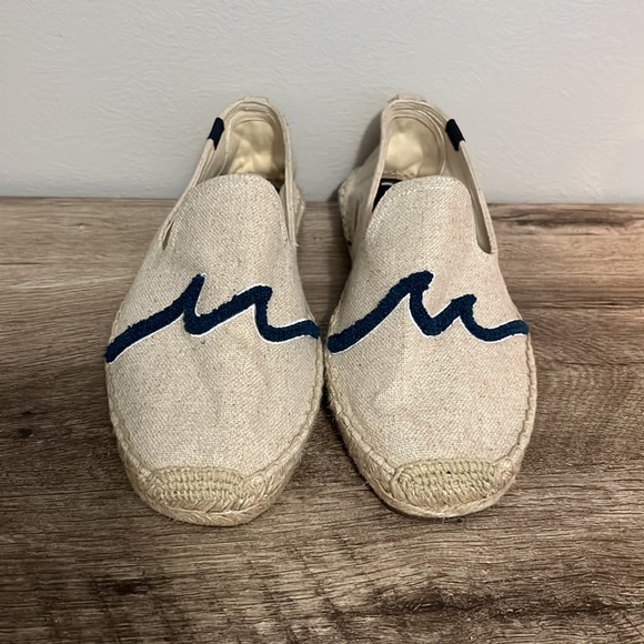 Soludos Cream and Navy Espadrilles - Picture 3 of 9